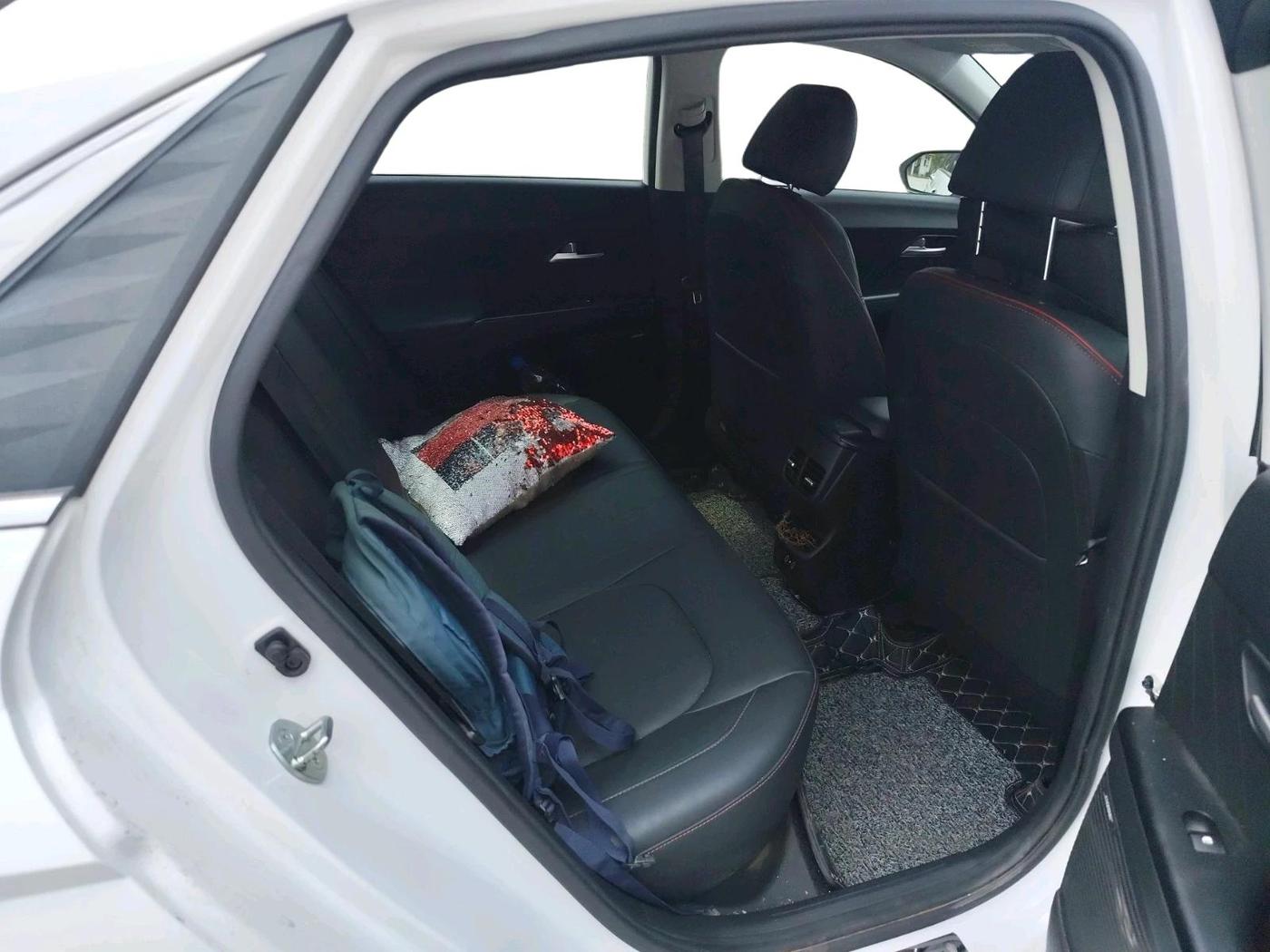2023 Hyundai Verna SX (O) 1.5 TURBO PETROL MT, Petrol, Manual, 14,699 km, interior