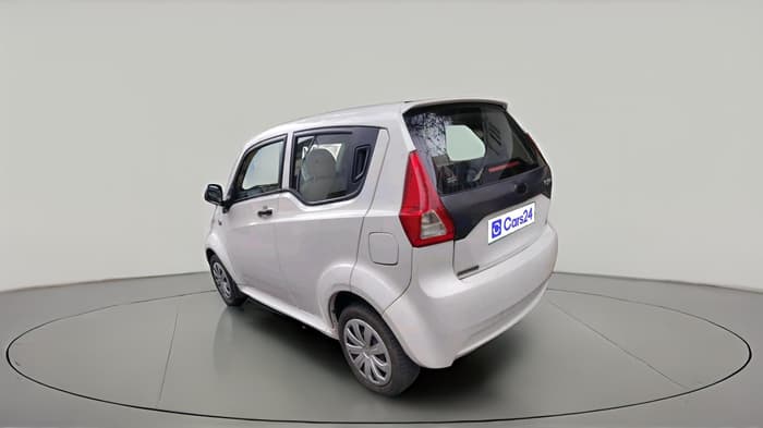 2018 Mahindra E20 Plus P2, Electric, Automatic, 35,781 km, exterior