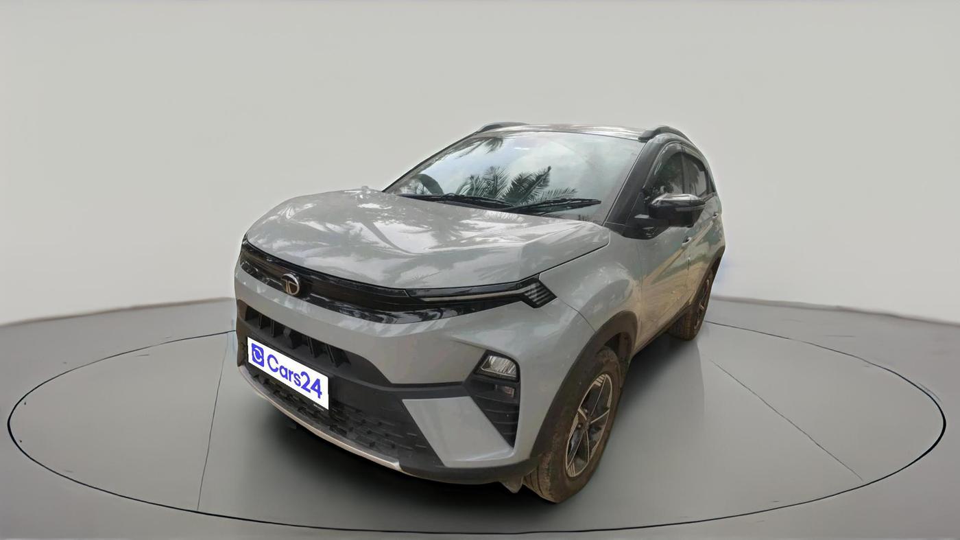 2025 Tata NEXON CREATIVE PLUS S 1.2 REVOTRON 6 AMT DT, Petrol, Automatic, 8,434 km, exterior