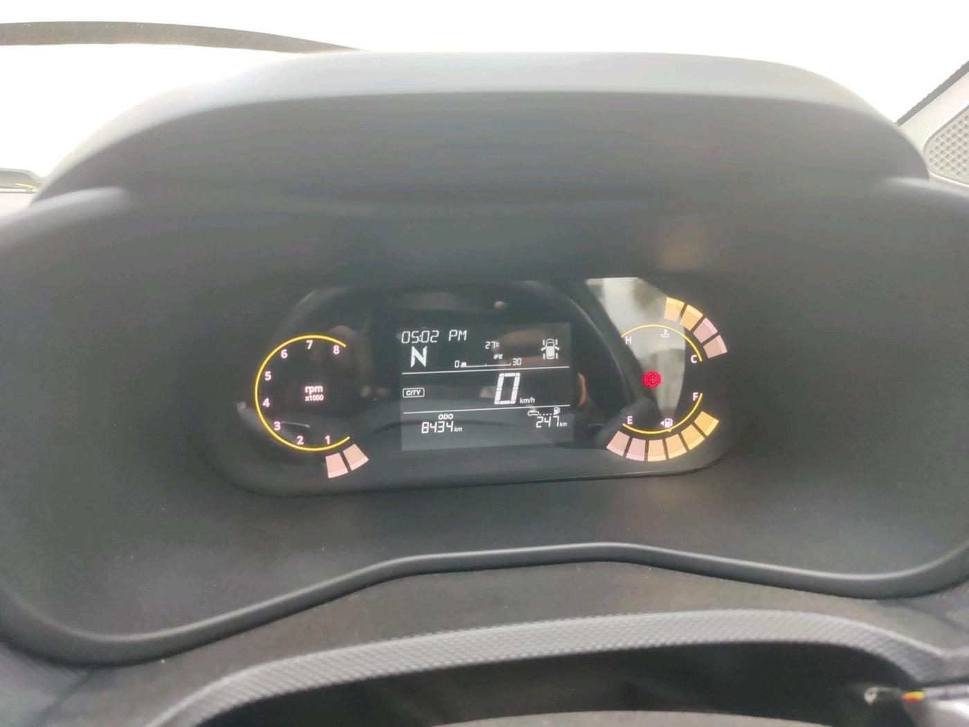 2025 Tata NEXON CREATIVE PLUS S 1.2 REVOTRON 6 AMT DT, Petrol, Automatic, 8,434 km, interior