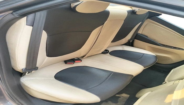 2014 Hyundai Verna FLUIDIC 1.6 VTVT SX, Petrol, Manual, 70,673 km, interior