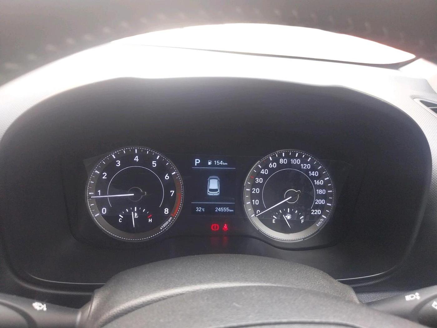 2019 Hyundai VENUE SX PLUS 1.0 TURBO DCT, Petrol, Automatic, 24,555 km, interior