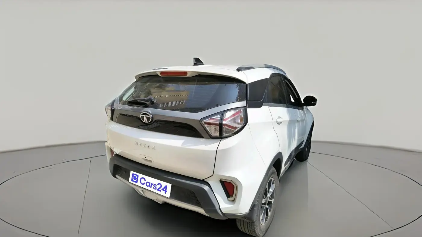 2020 Tata NEXON XZA PLUS (O) PETROL, Petrol, Automatic, 44,330 km, exterior