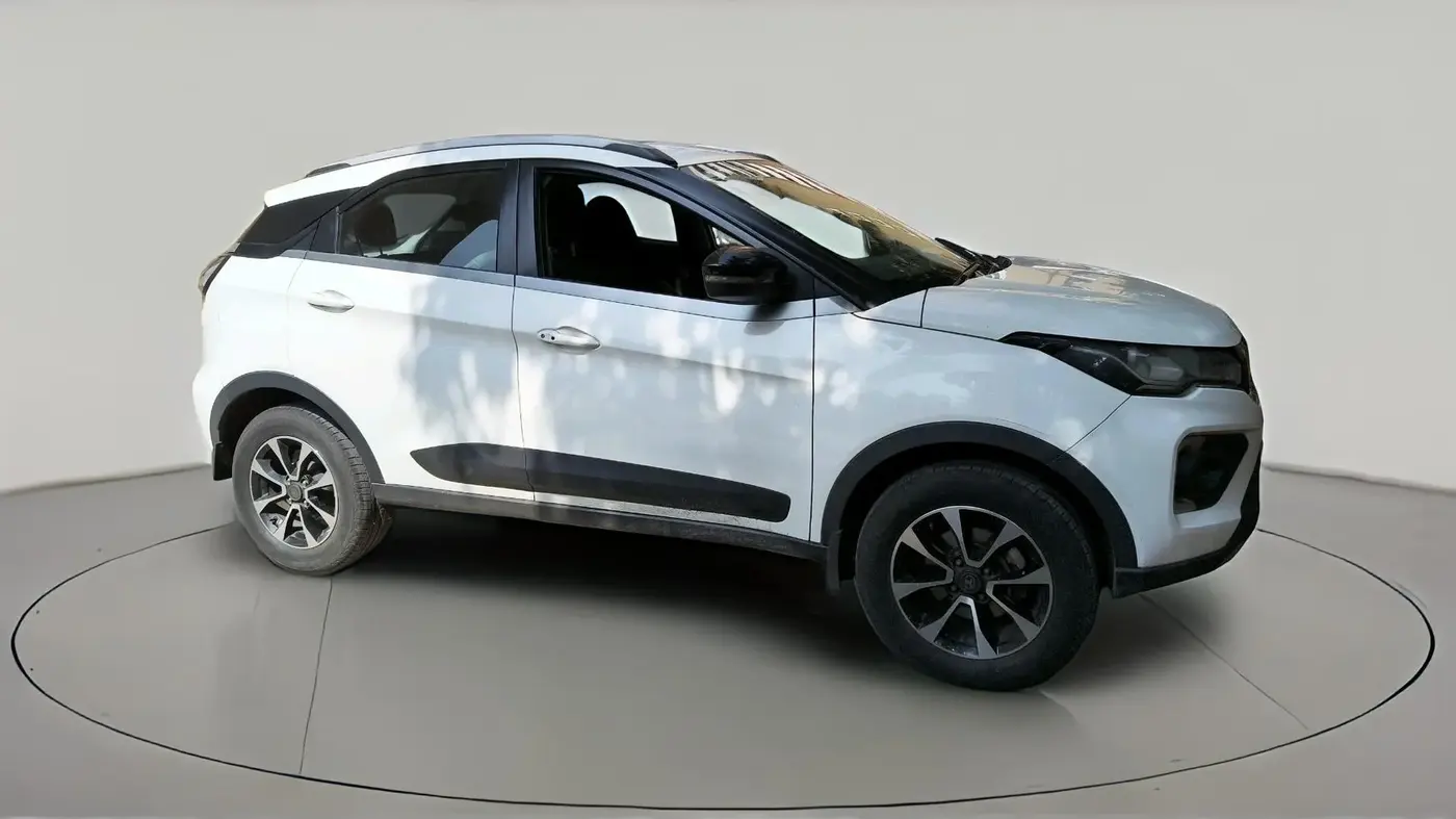 2020 Tata NEXON XZA PLUS (O) PETROL, Petrol, Automatic, 44,330 km, exterior