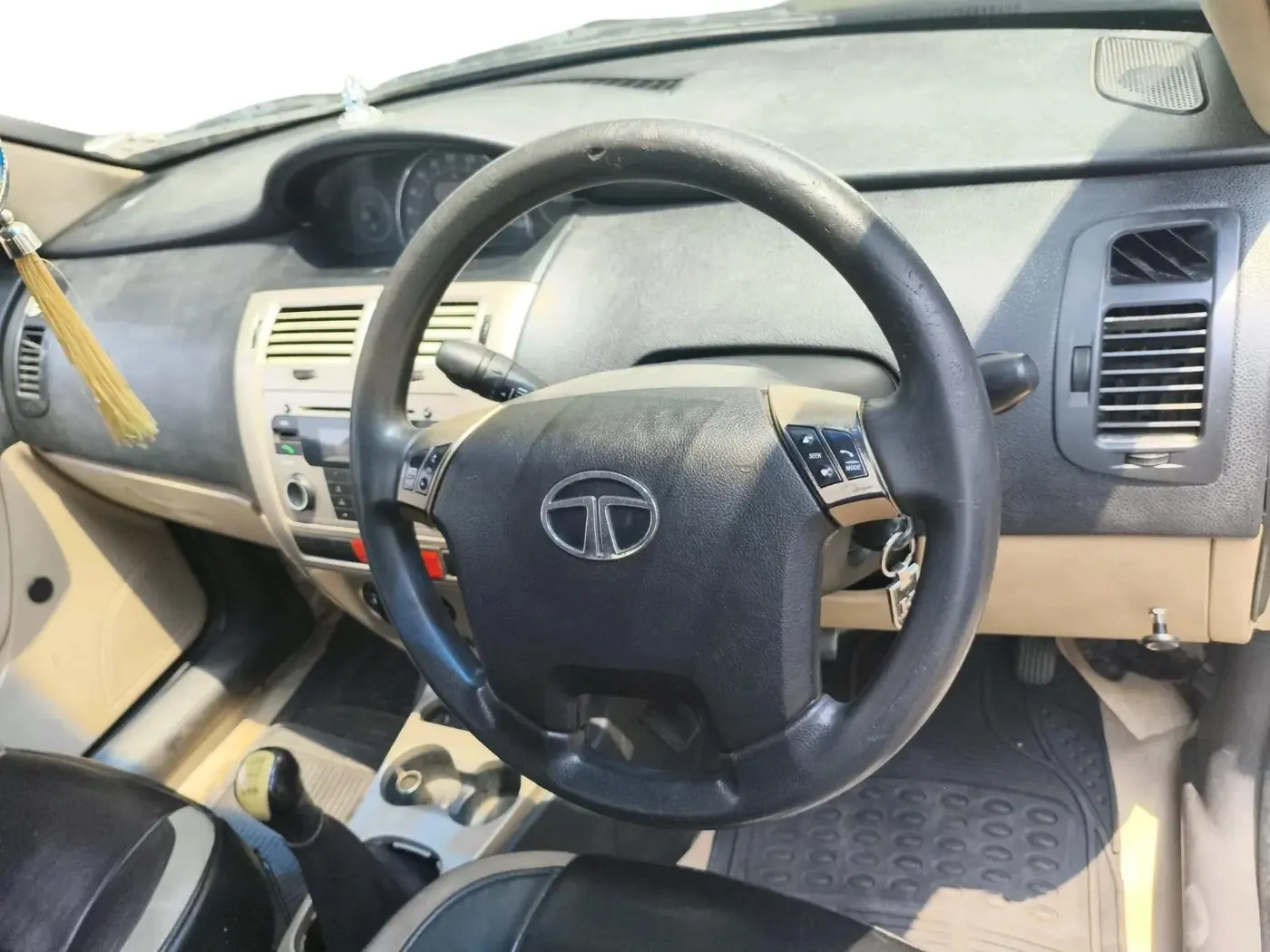2012 Tata Indica Vista LX TDI, Diesel, Manual, 1,14,122 km, interior