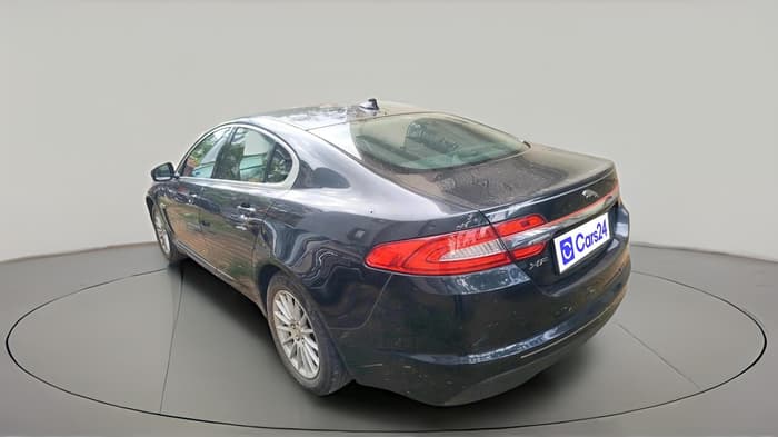 2013 Jaguar XF 2.2 DIESEL, Diesel, Automatic, 1,09,901 km, exterior