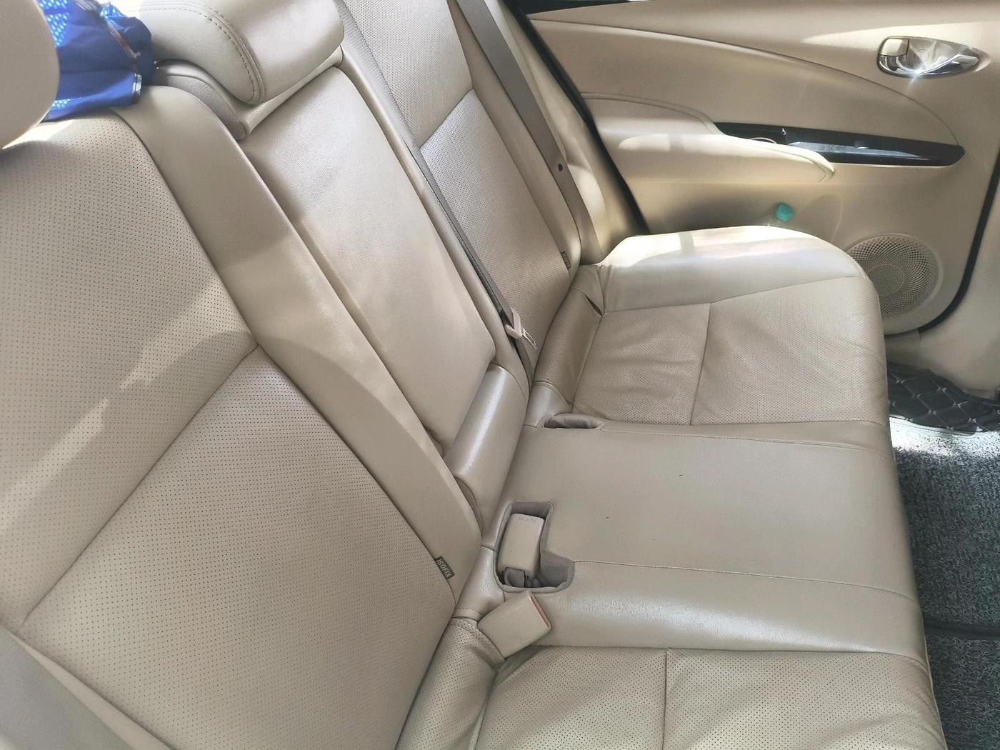 2018 Toyota YARIS VX CVT, Petrol, Automatic, 1,82,727 km, interior