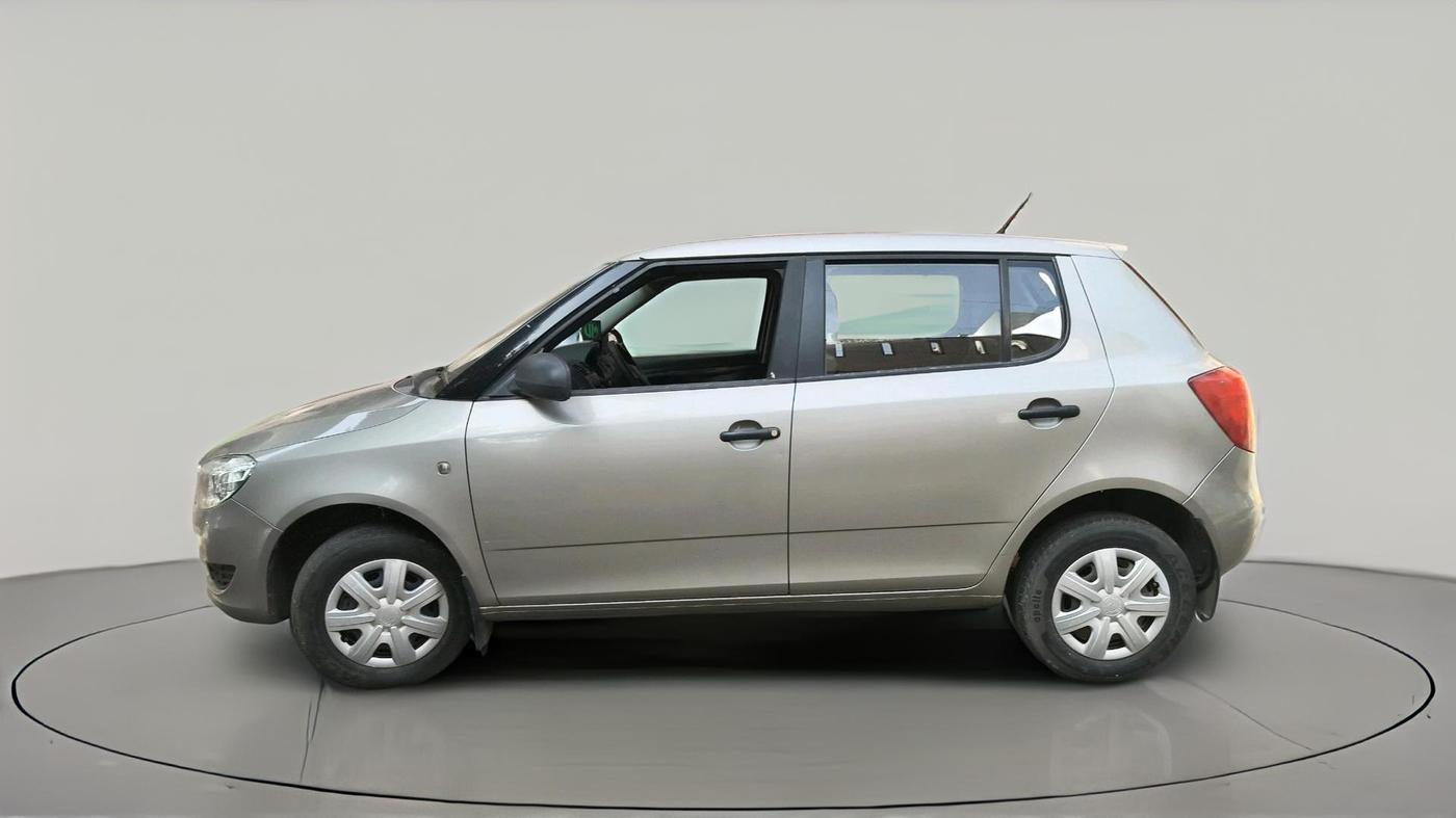 2011 Skoda Fabia ACTIVE PLUS 1.2 MPI, Petrol, Manual, 39,329 km, exterior