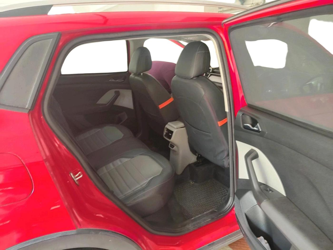 2021 Skoda KUSHAQ AMBITION 1.0L TSI MT, Petrol, Manual, 46,077 km, interior