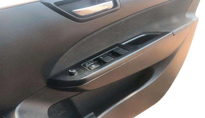 2013 Maruti Swift VXI, Petrol, Manual, 74,229 km, interior