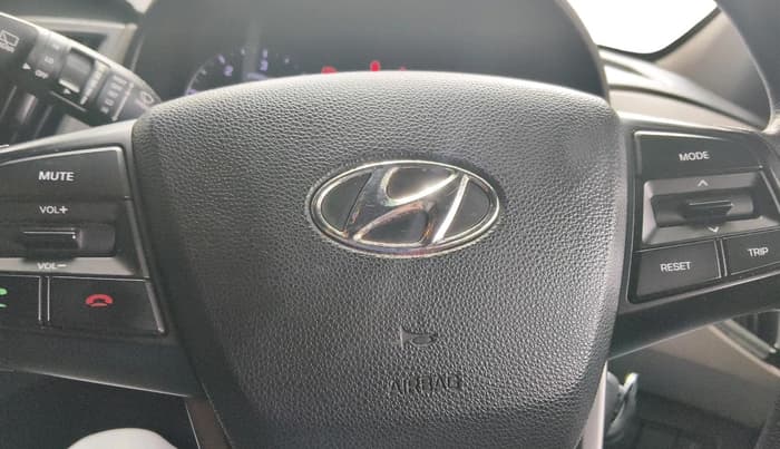 2016 Hyundai Creta SX 1.6 DIESEL, Diesel, Manual, 1,90,452 km, interior