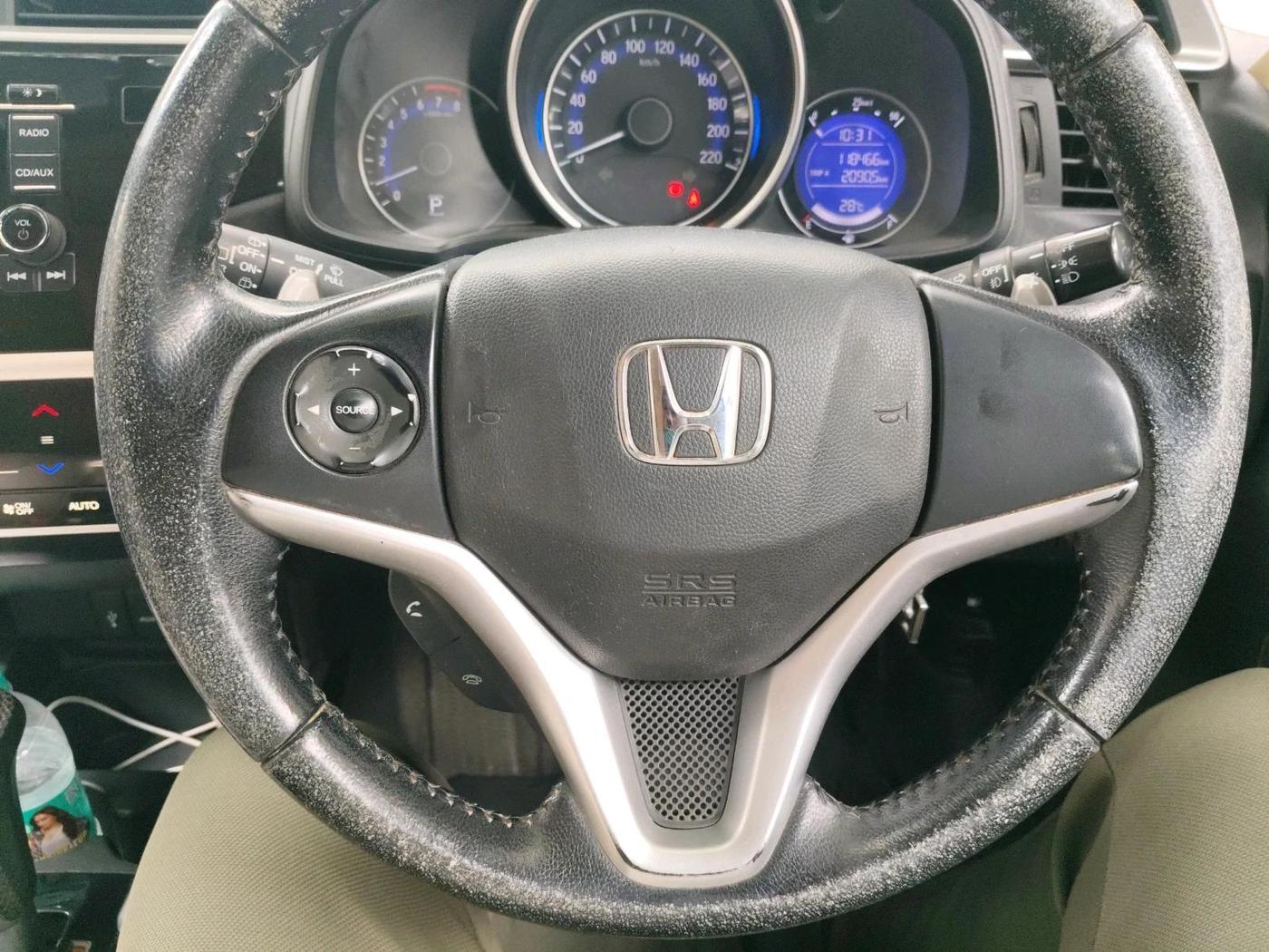 2016 Honda Jazz 1.2L I-VTEC V AT, Petrol, Automatic, 1,18,466 km, interior