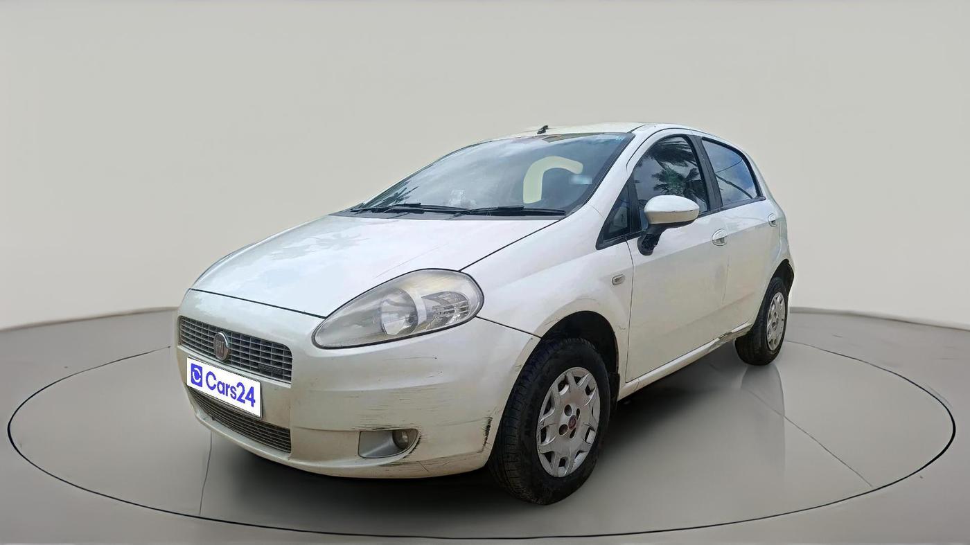 2013 Fiat Grand Punto ACTIVE 1.3, Diesel, Manual, 1,96,497 km, exterior