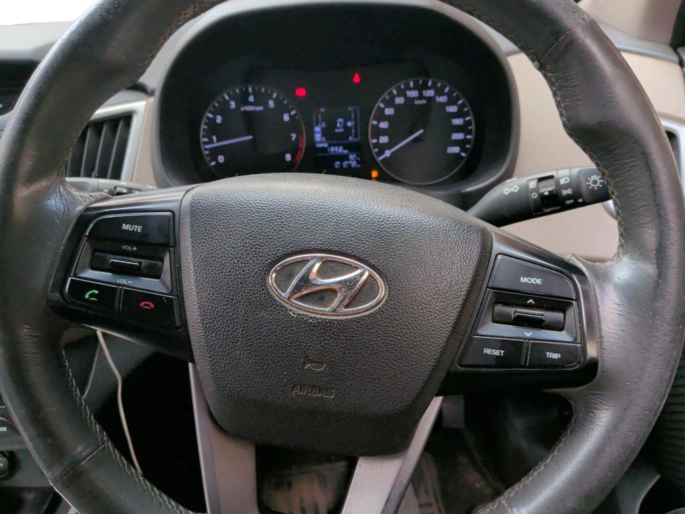 2015 Hyundai Creta SX PLUS 1.6 PETROL, Petrol, Manual, 1,01,078 km, interior