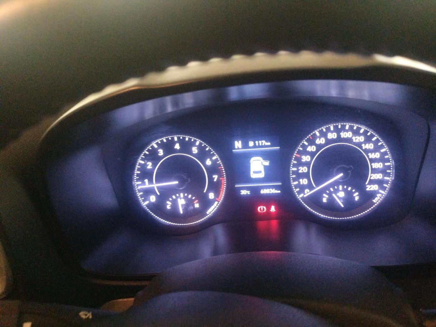 2022 Hyundai VENUE SX 1.0 TURBO IMT, Petrol, Manual, 68,836 km, interior