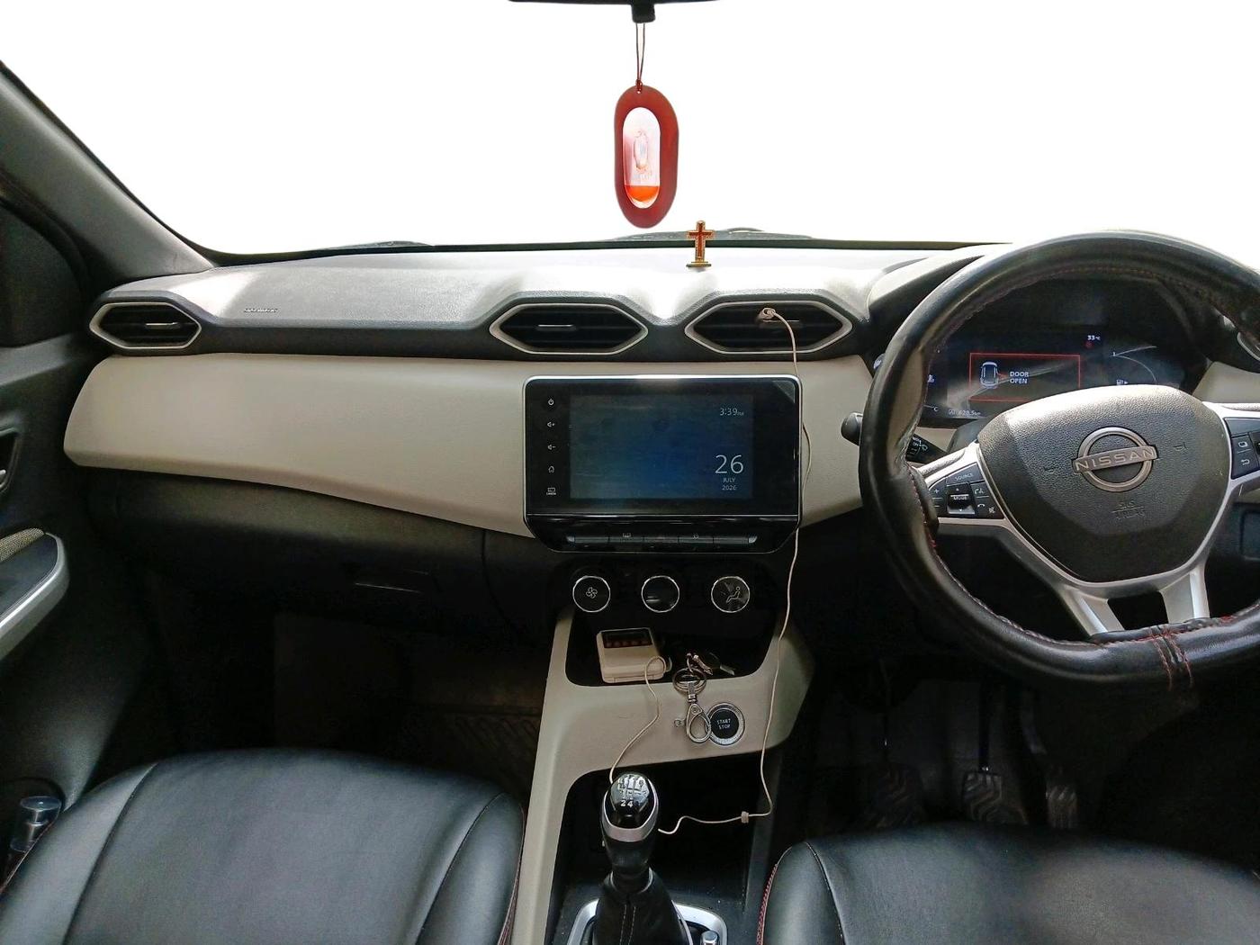 2021 Nissan MAGNITE XV MT, Petrol, Manual, 34,434 km, interior