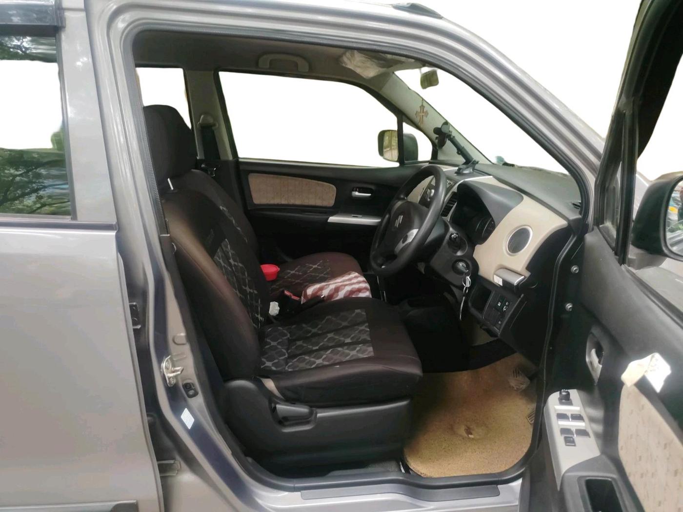 2016 Maruti Wagon R 1.0 VXI AMT, Petrol, Automatic, 1,08,129 km, interior
