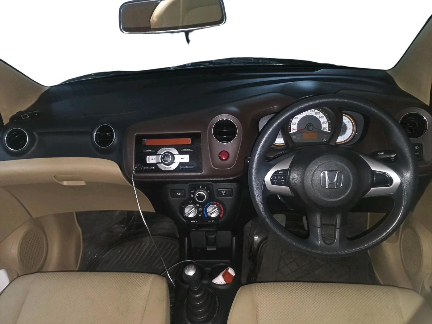 2013 Honda Brio S MT, Petrol, Manual, 43,449 km, interior