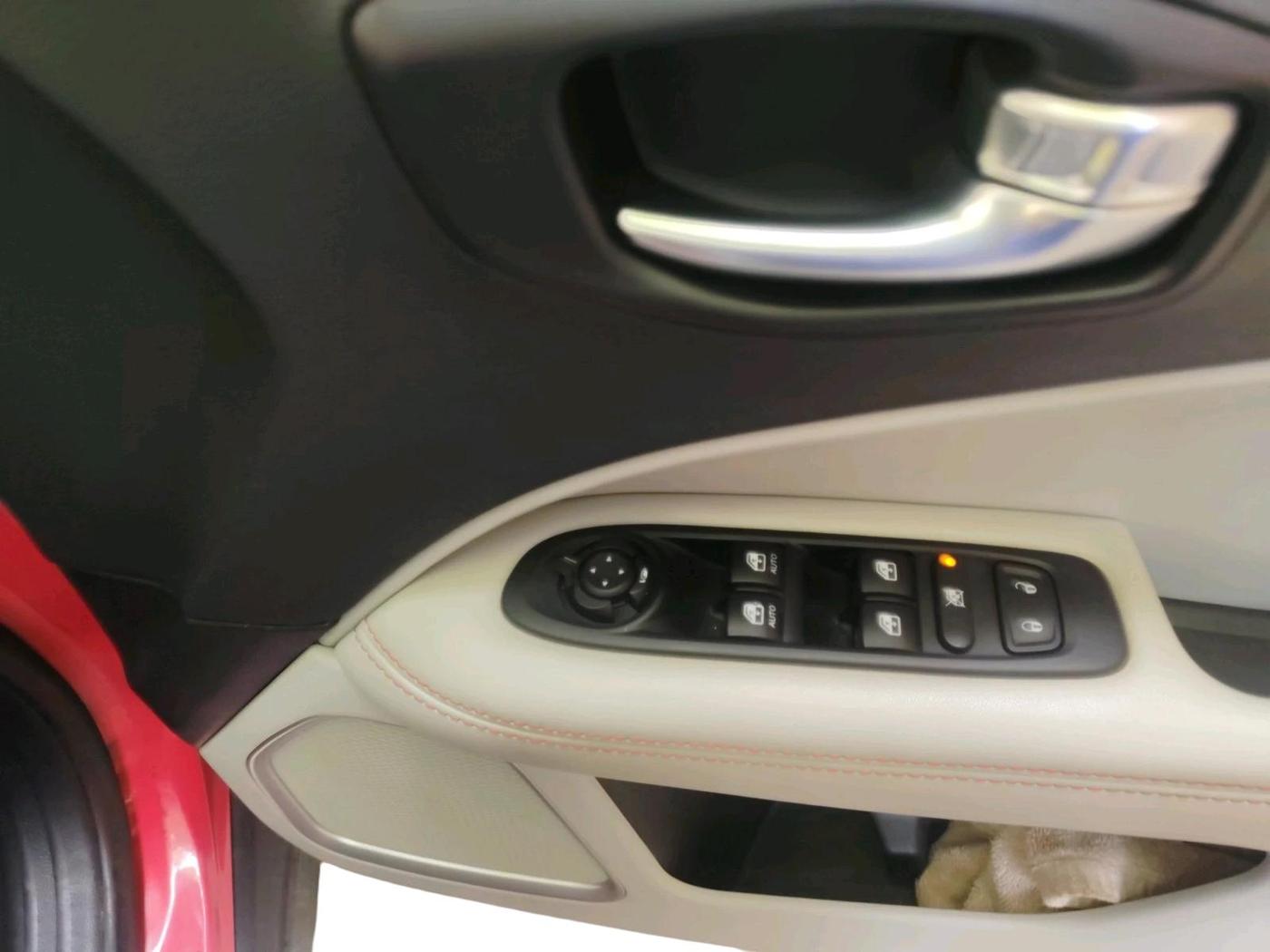 2019 Jeep Compass LIMITED 1.4 PETROL AT, Petrol, Automatic, 31,963 km, interior