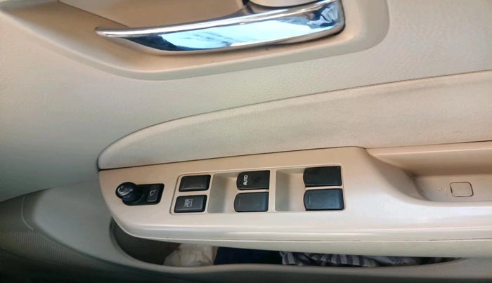 2015 Maruti Swift Dzire VXI, Petrol, Manual, 1,13,374 km, interior