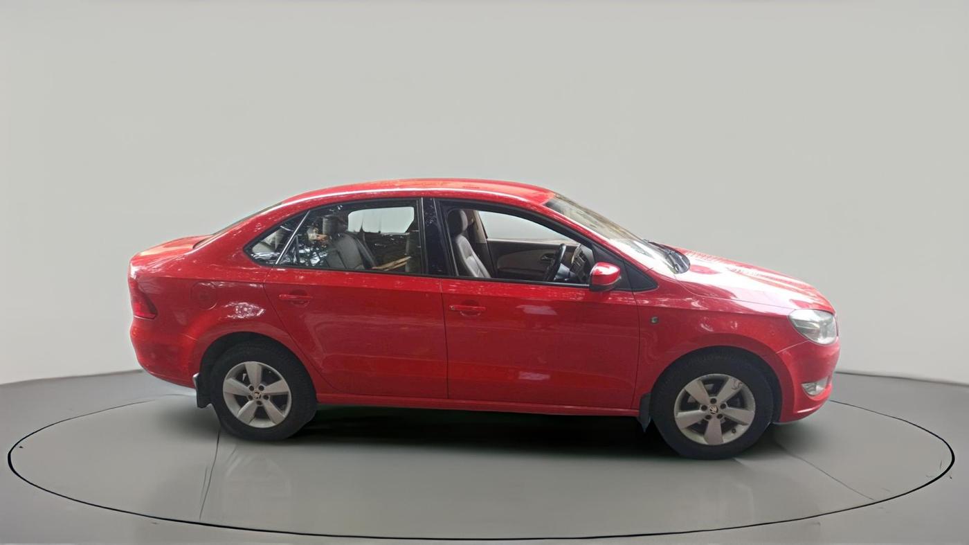2014 Skoda Rapid 1.5 TDI CR ELEGANCE, Diesel, Manual, 1,06,000 km, exterior
