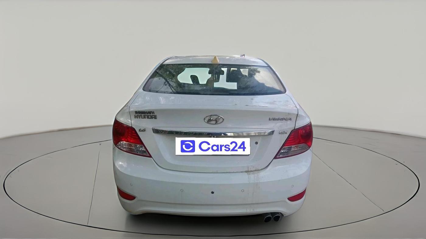 2013 Hyundai Verna FLUIDIC 1.6 VTVT SX, Petrol, Manual, 1,59,443 km, exterior