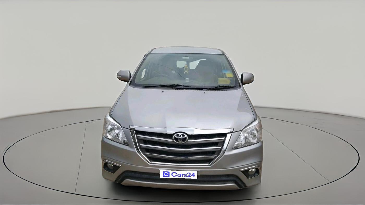 2015 Toyota Innova 2.5 VX 7 STR, Diesel, Manual, 1,00,191 km, exterior