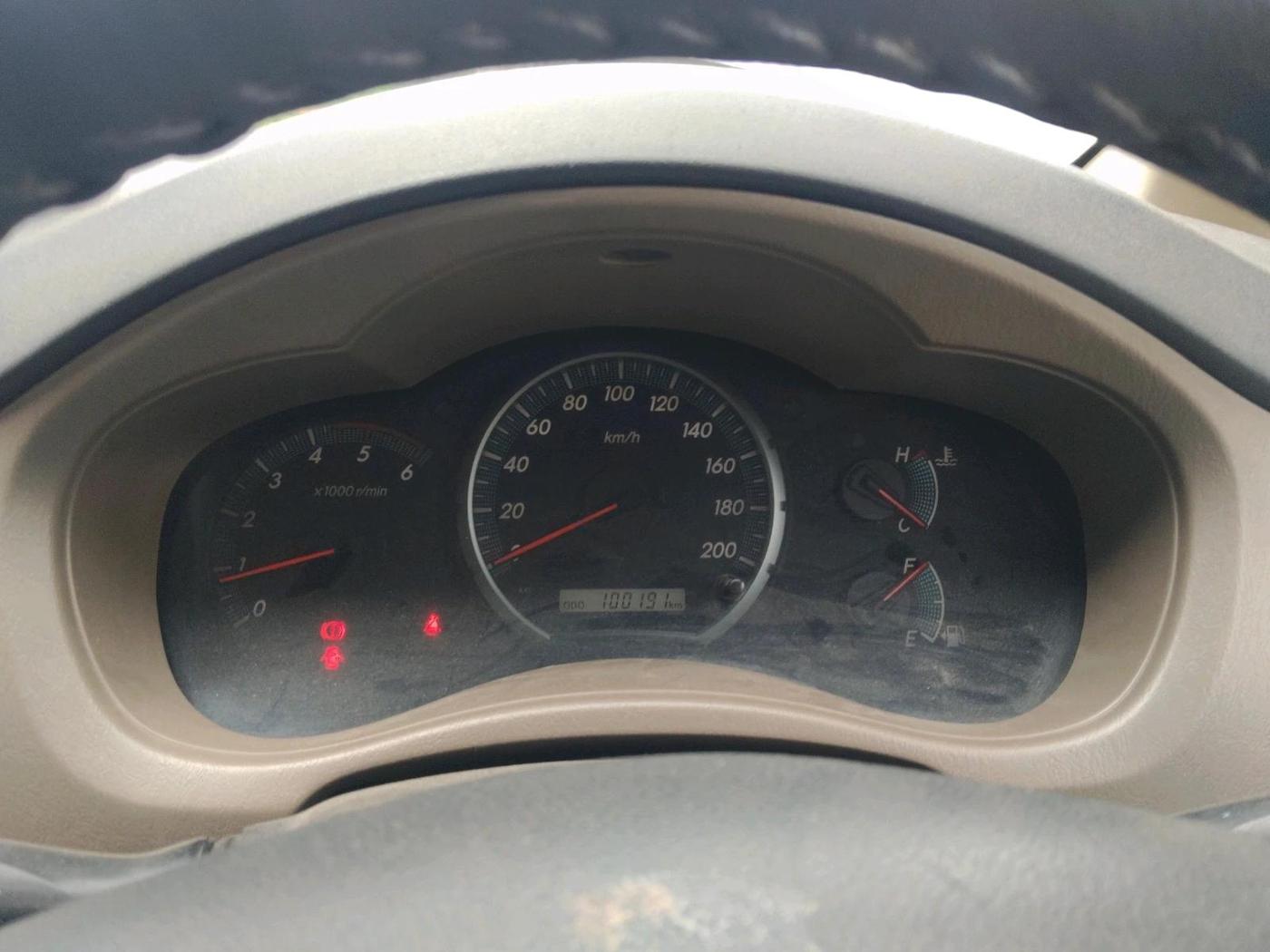 2015 Toyota Innova 2.5 VX 7 STR, Diesel, Manual, 1,00,191 km, interior