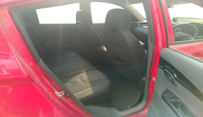 2018 Mahindra KUV 100 NXT K4+ P 6 STR, Petrol, Manual, 42,429 km, interior