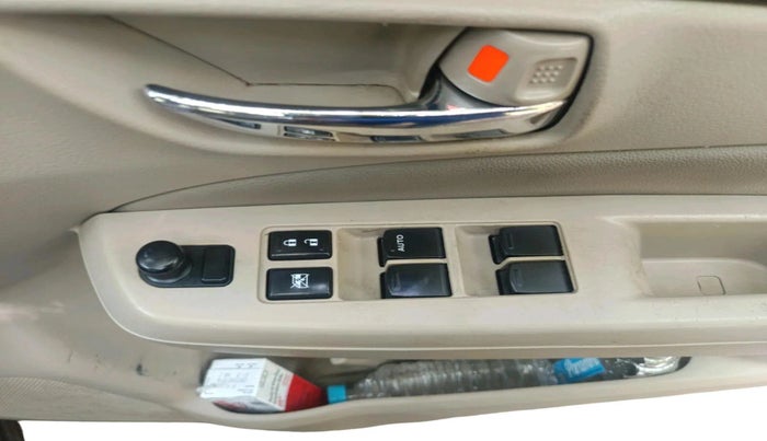 2016 Maruti Ciaz ZDI+ SHVS, Diesel, Manual, 1,22,386 km, interior