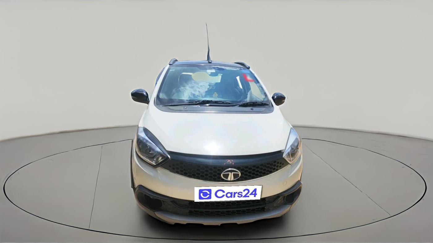 2018 Tata TIAGO NRG PETROL, Petrol, Manual, 26,575 km, exterior