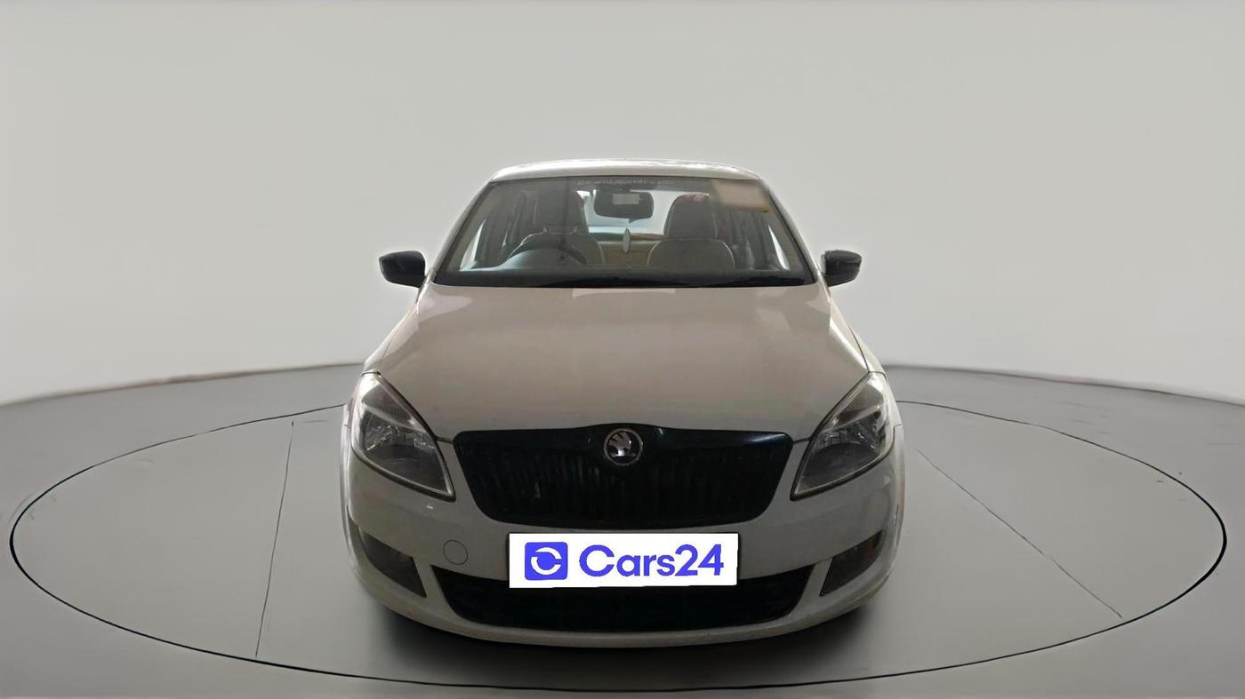 2015 Skoda Rapid 1.5 TDI CR ELEGANCE PLUS, Diesel, Manual, 1,25,126 km, exterior