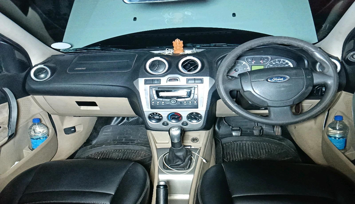 2013 Ford Fiesta STYLE DIESEL, Diesel, Manual, 2,16,763 km, interior