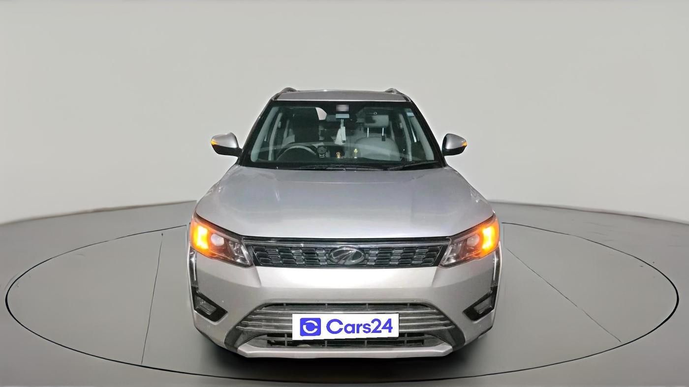 2019 Mahindra XUV300 W8 (O) 1.2 PETROL, Petrol, Manual, 41,072 km, exterior