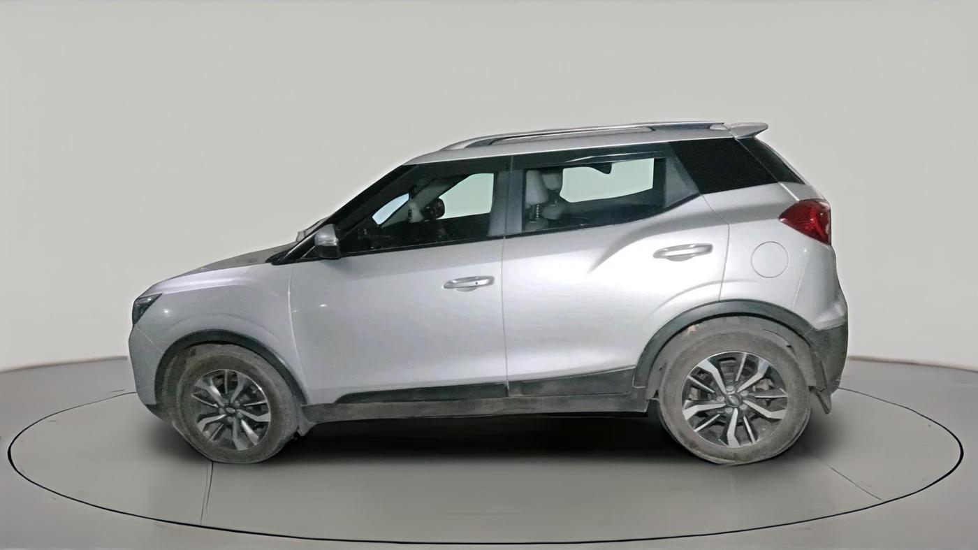 2019 Mahindra XUV300 W8 (O) 1.2 PETROL, Petrol, Manual, 41,072 km, exterior