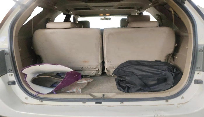 2013 Toyota Fortuner 3.0 4X2 MT, Diesel, Manual, 2,29,889 km, exterior