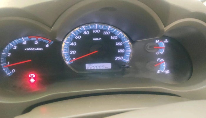 2013 Toyota Fortuner 3.0 4X2 MT, Diesel, Manual, 2,29,889 km, interior