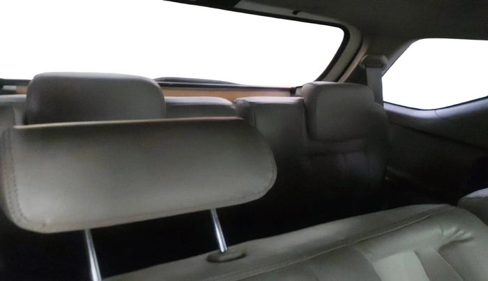 2013 Toyota Fortuner 3.0 4X2 MT, Diesel, Manual, 2,29,889 km, interior