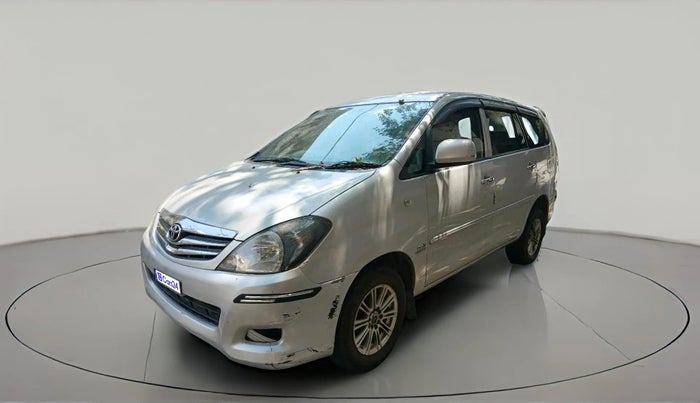 2011 Toyota Innova 2.5 G4 7 STR, Diesel, Manual, 3,36,999 km, exterior