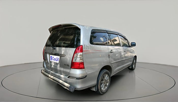 2011 Toyota Innova 2.5 G4 7 STR, Diesel, Manual, 3,36,999 km, exterior