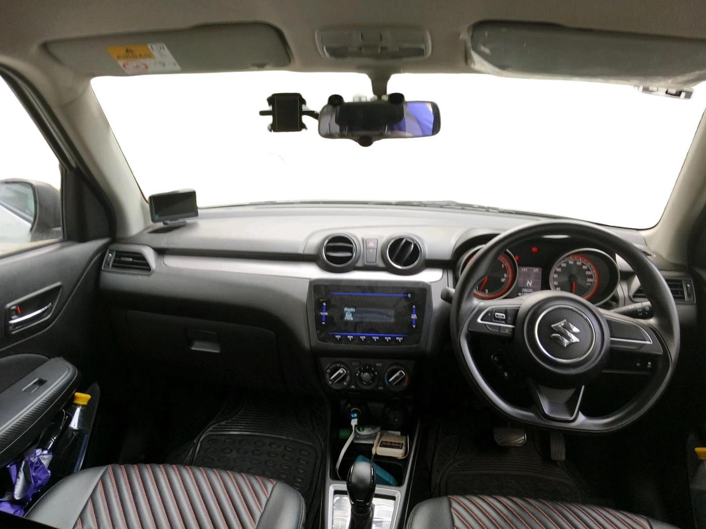 2023 Maruti Swift VXI AMT, Petrol, Automatic, 28,600 km, interior
