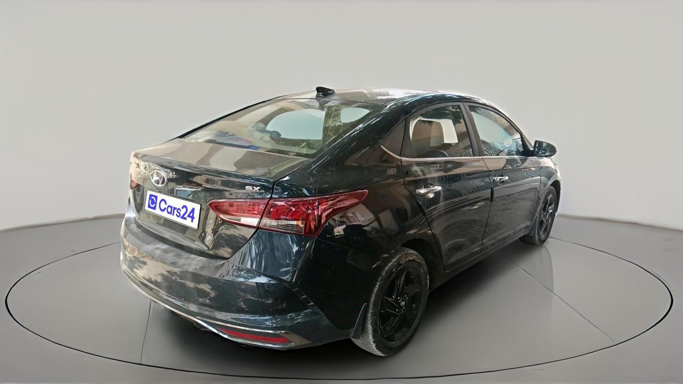 2022 Hyundai Verna SX 1.5 VTVT, Petrol, Manual, 42,332 km, exterior