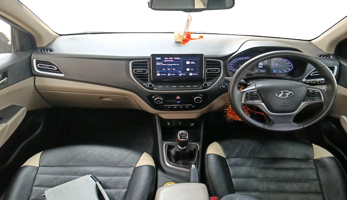 2022 Hyundai Verna SX 1.5 VTVT, Petrol, Manual, 42,332 km, interior