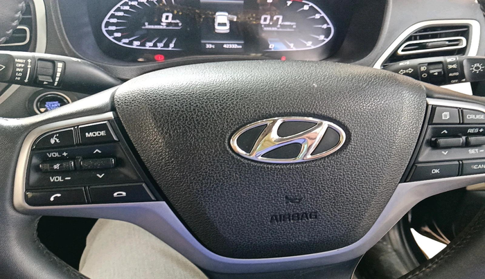 2022 Hyundai Verna SX 1.5 VTVT, Petrol, Manual, 42,332 km, interior