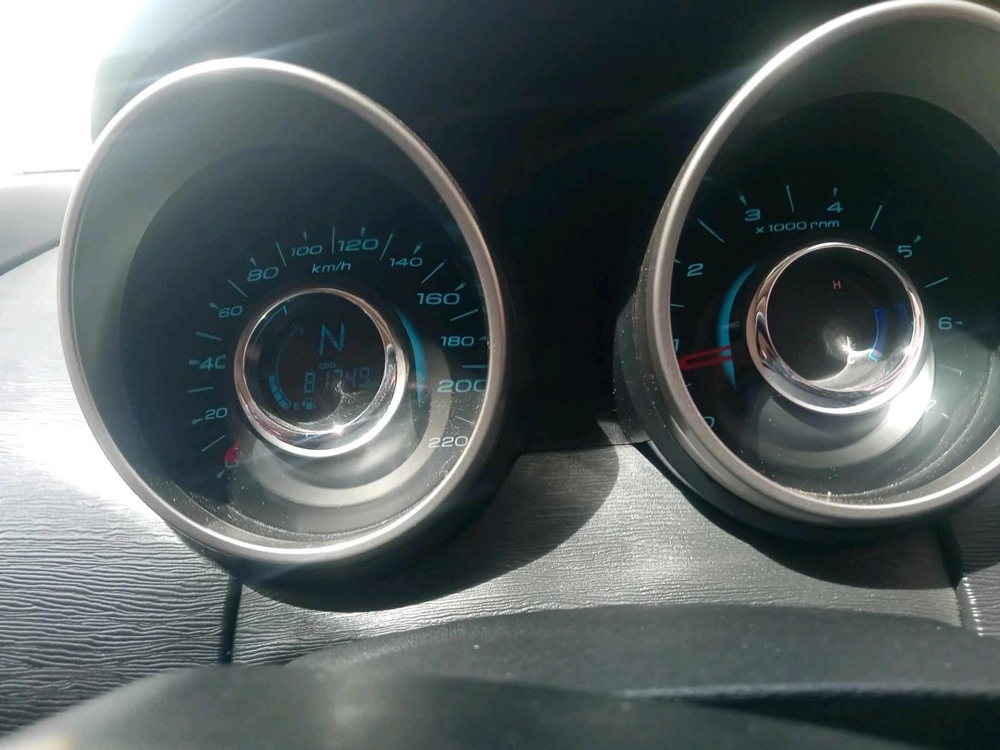 2019 Mahindra XUV500 W7, Diesel, Manual, 81,749 km, interior