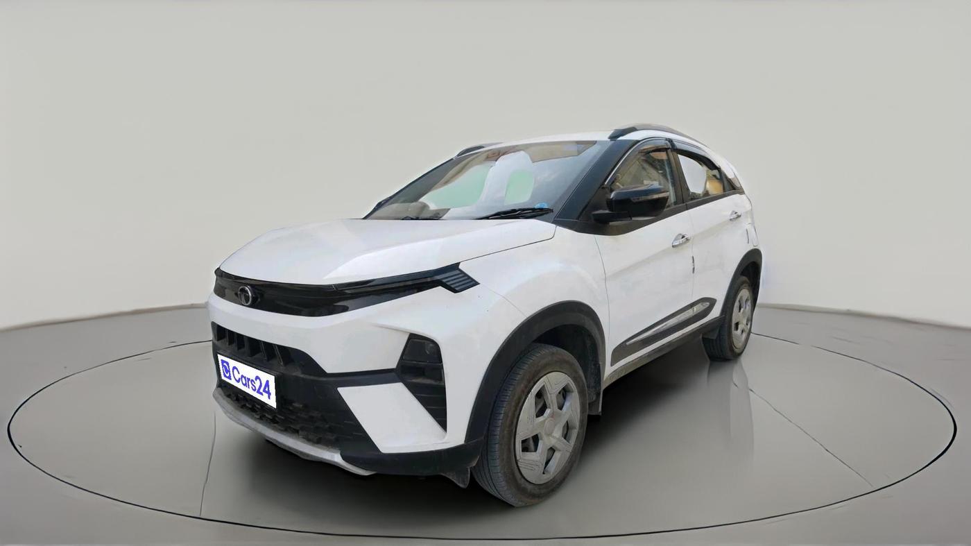 2024 Tata NEXON PURE SUNROOF 1.2 PETROL, Petrol, Manual, 10,100 km, exterior