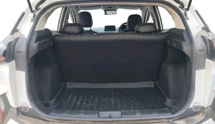 2024 Tata NEXON PURE SUNROOF 1.2 PETROL, Petrol, Manual, 10,100 km, exterior