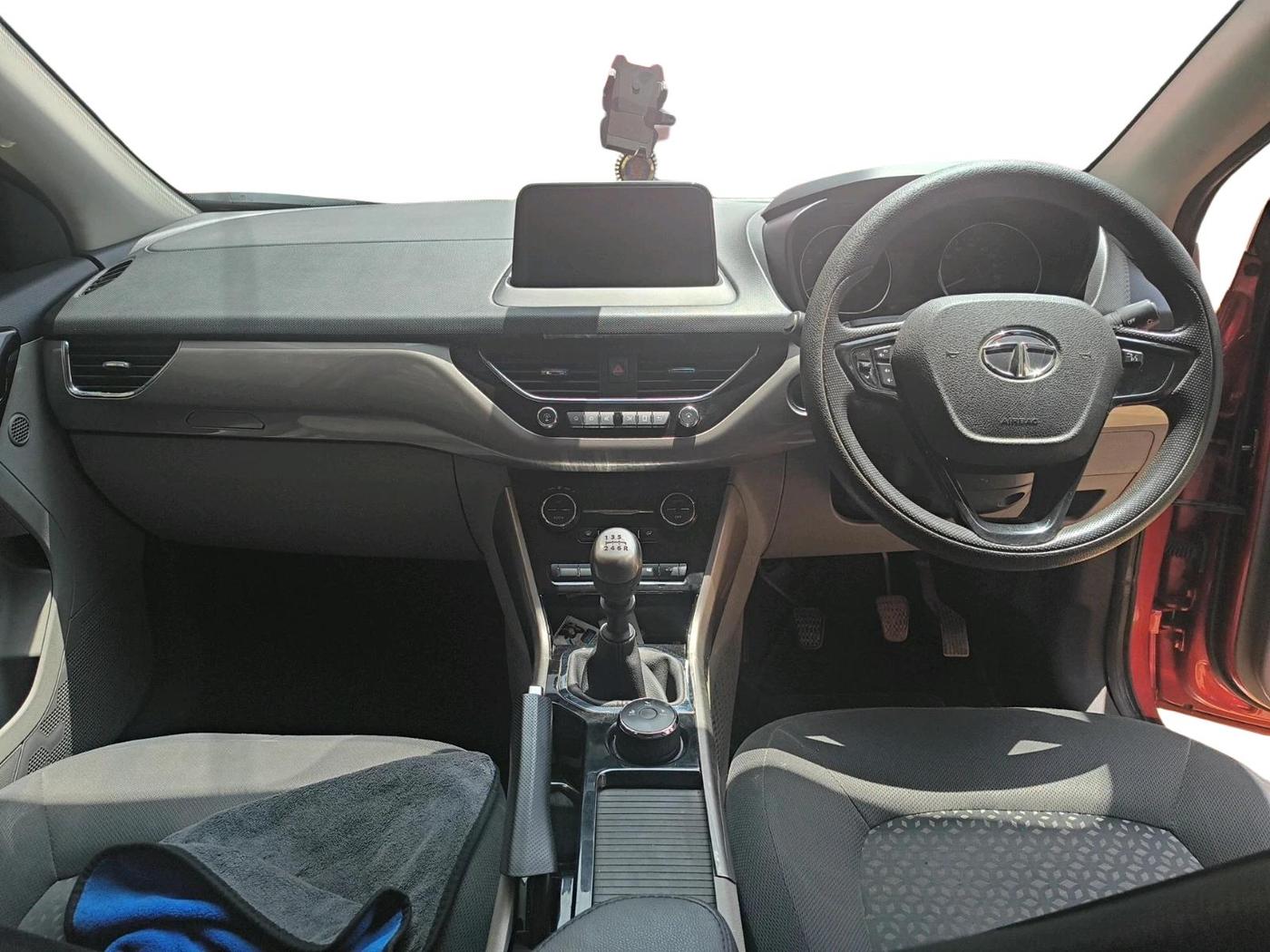 2019 Tata NEXON XZ PLUS PETROL, Petrol, Manual, 62,200 km, interior