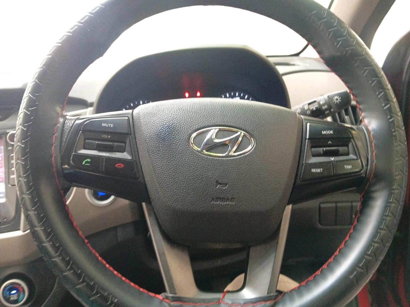 2016 Hyundai Creta SX PLUS 1.6 DIESEL, Diesel, Manual, 1,02,737 km, interior
