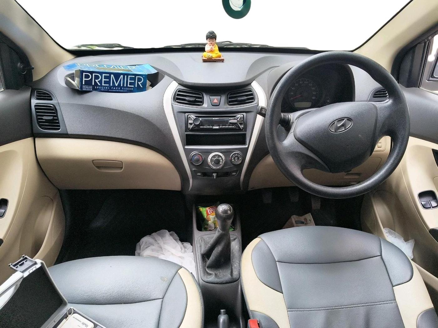 2016 Hyundai Eon ERA +, Petrol, Manual, 30,433 km, interior